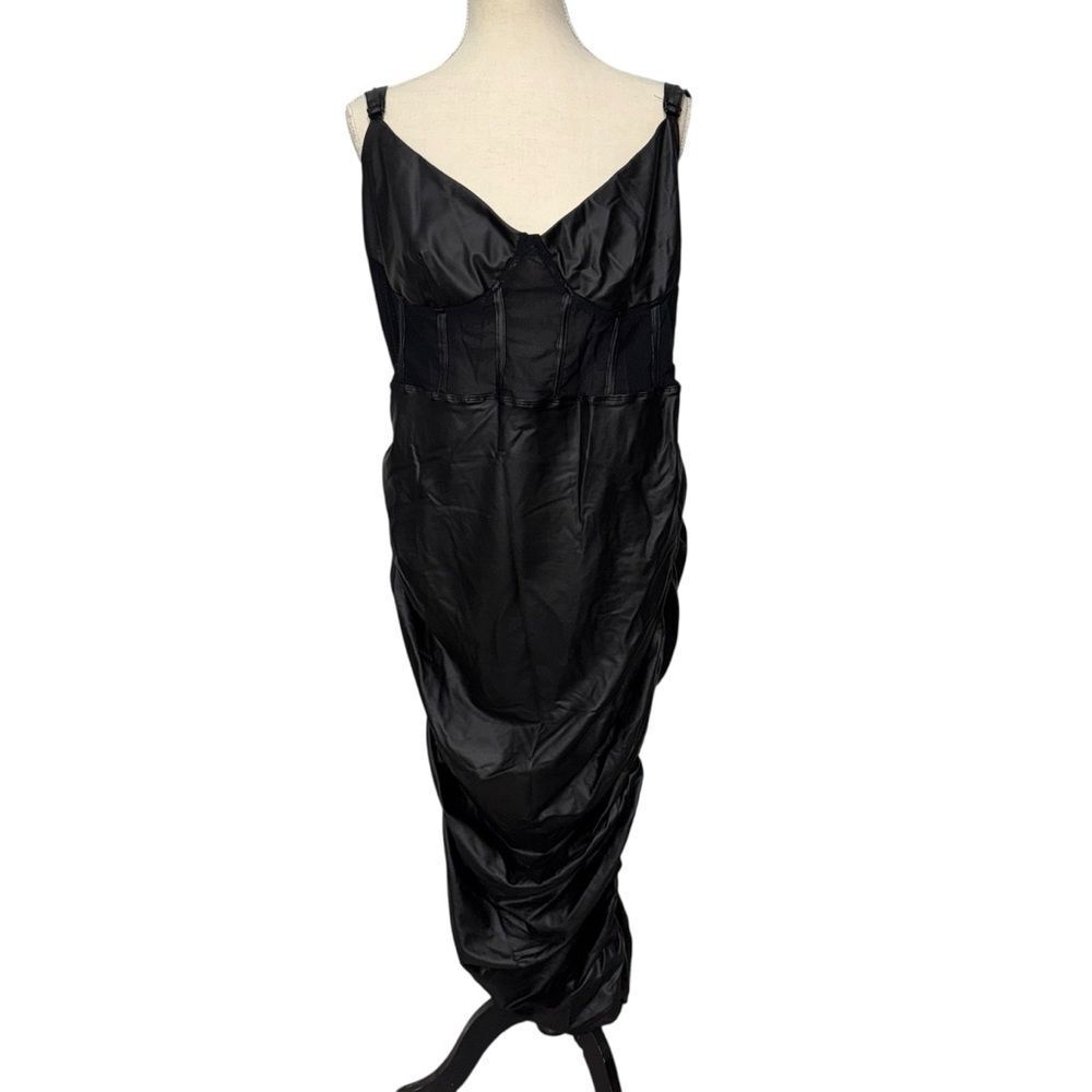 NWT SHEIN Solid Black Faux Leather Midi V Neck Sleeveless Body con Dress 3 XL - Picture 11 of 11